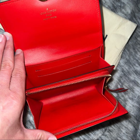 LOUIS VUITTON MONOGRAM FLORE COMPACT WALLET - Picture 7 of 12